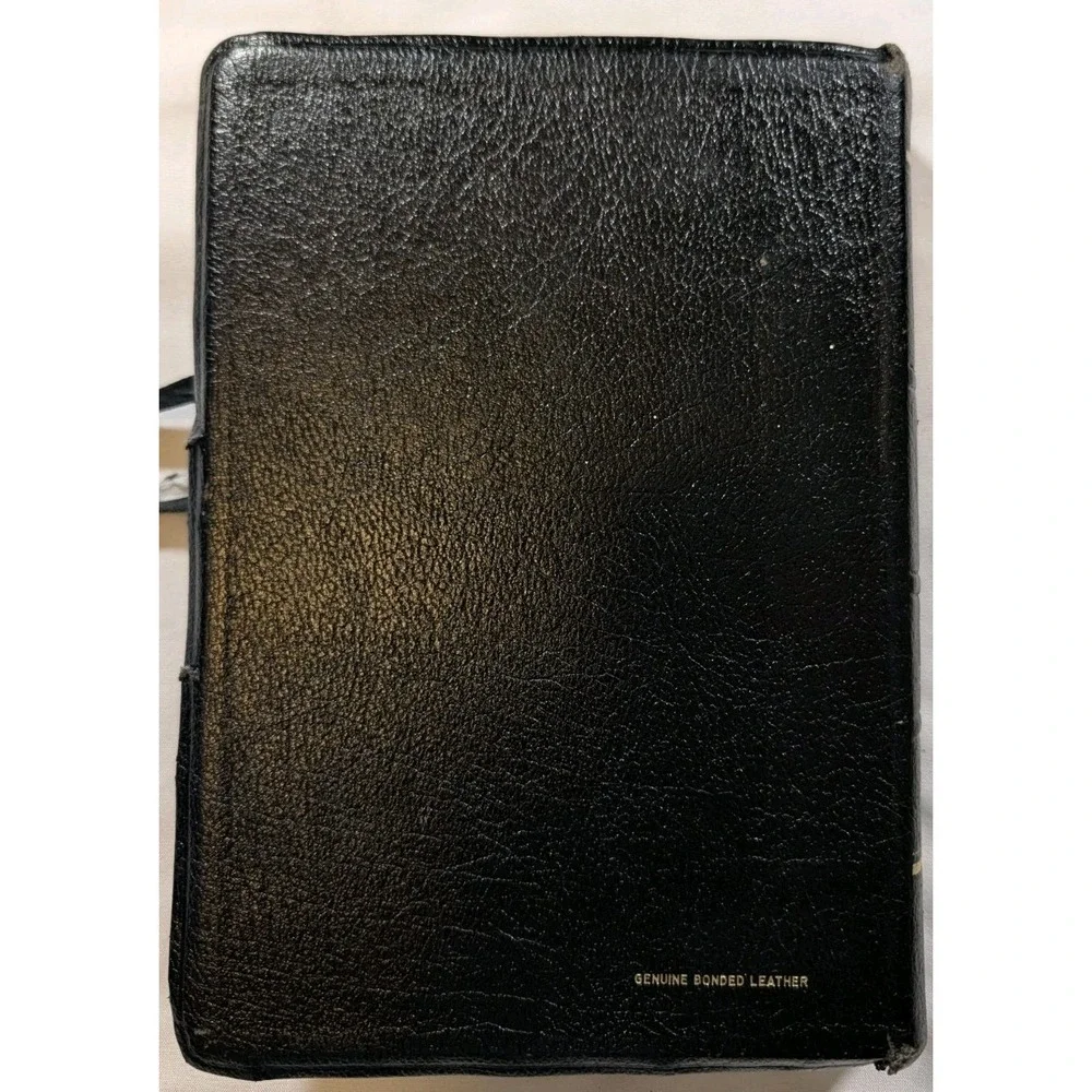 NKJV Holy Bible Thomas Nelson 234 Giant Print Red Letter Bonded Leather Vintage